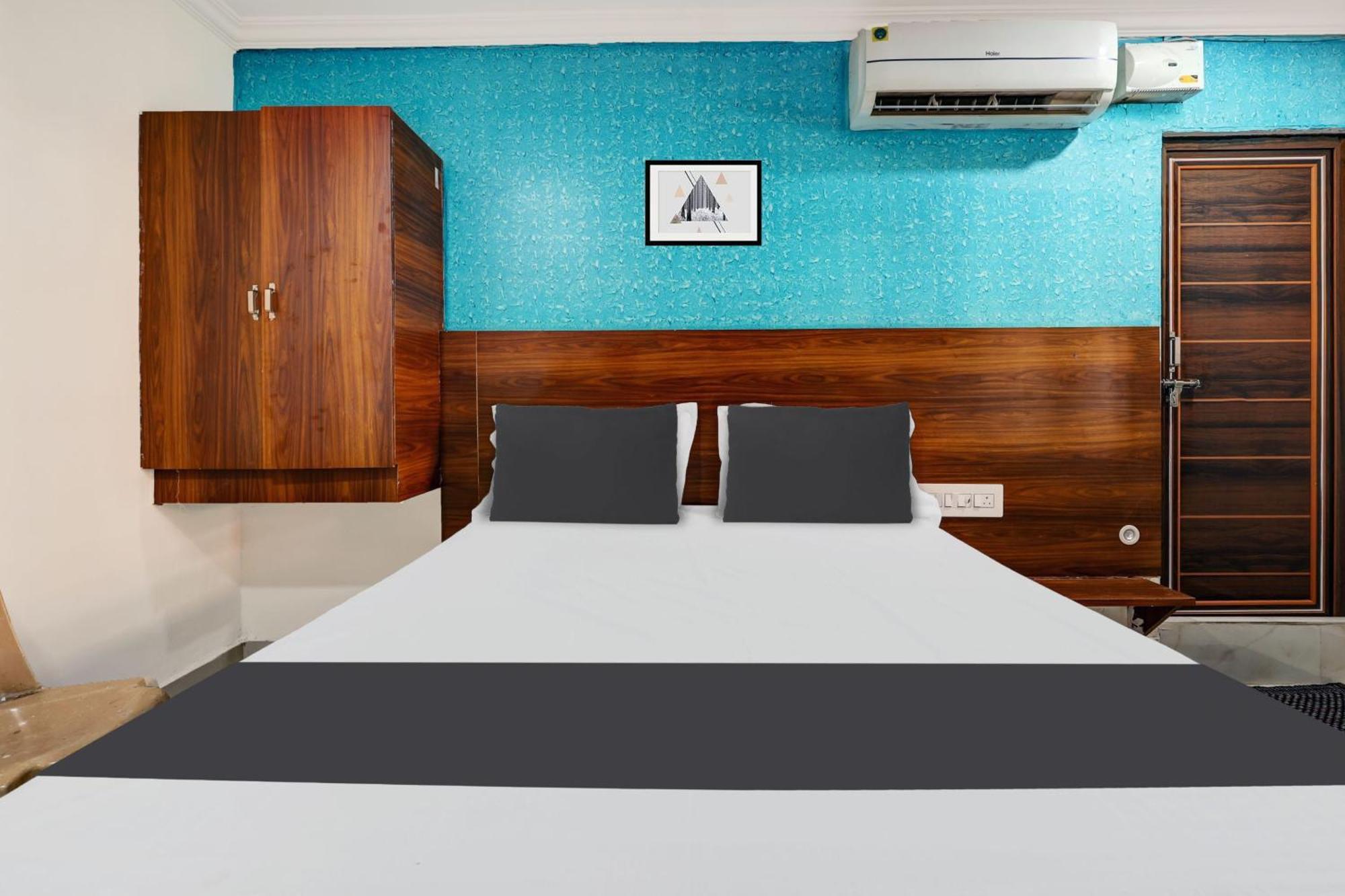 Hotel O Gangothri Lodge Visakhapatnam Zewnętrze zdjęcie