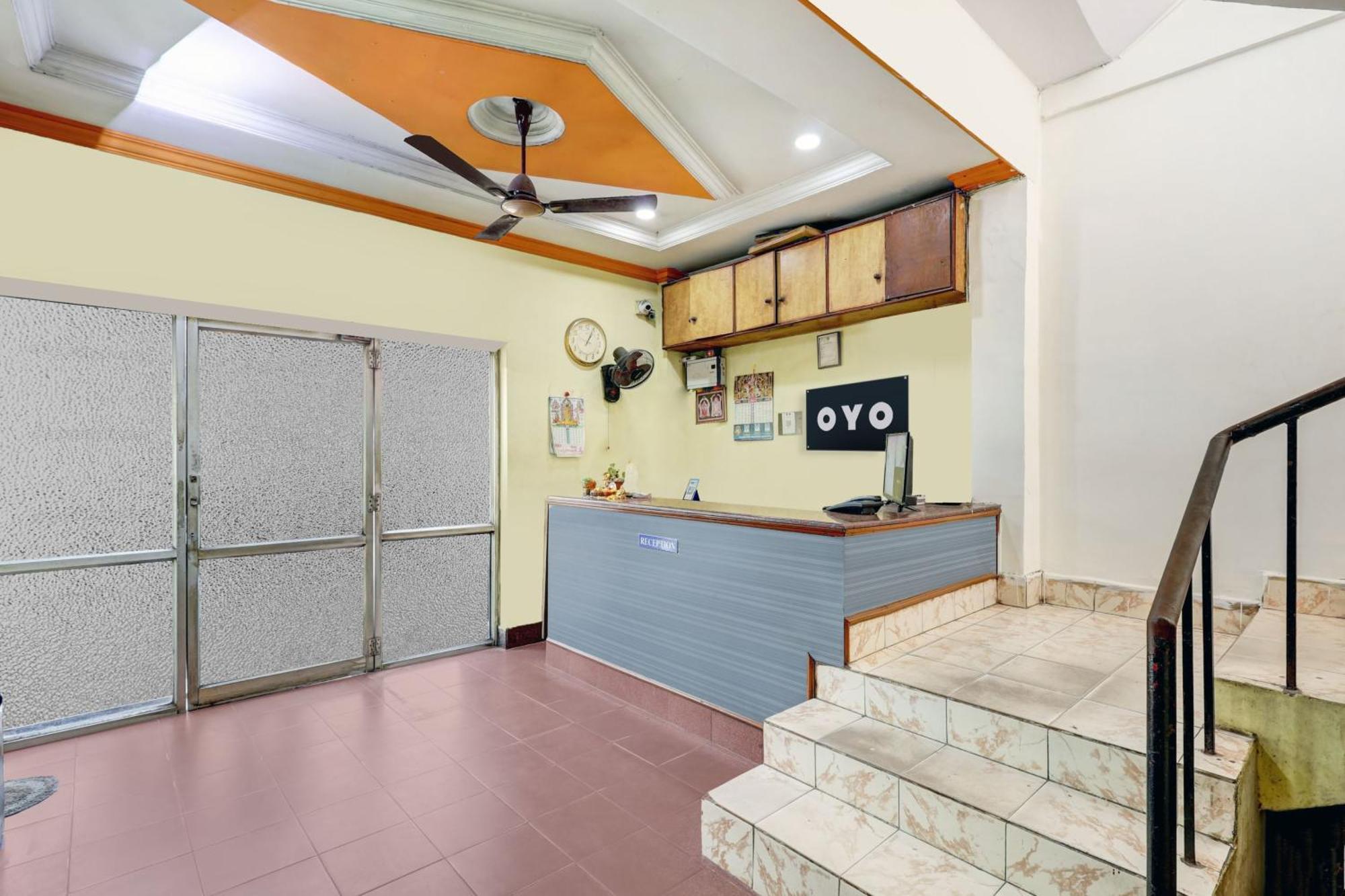 Hotel O Gangothri Lodge Visakhapatnam Zewnętrze zdjęcie