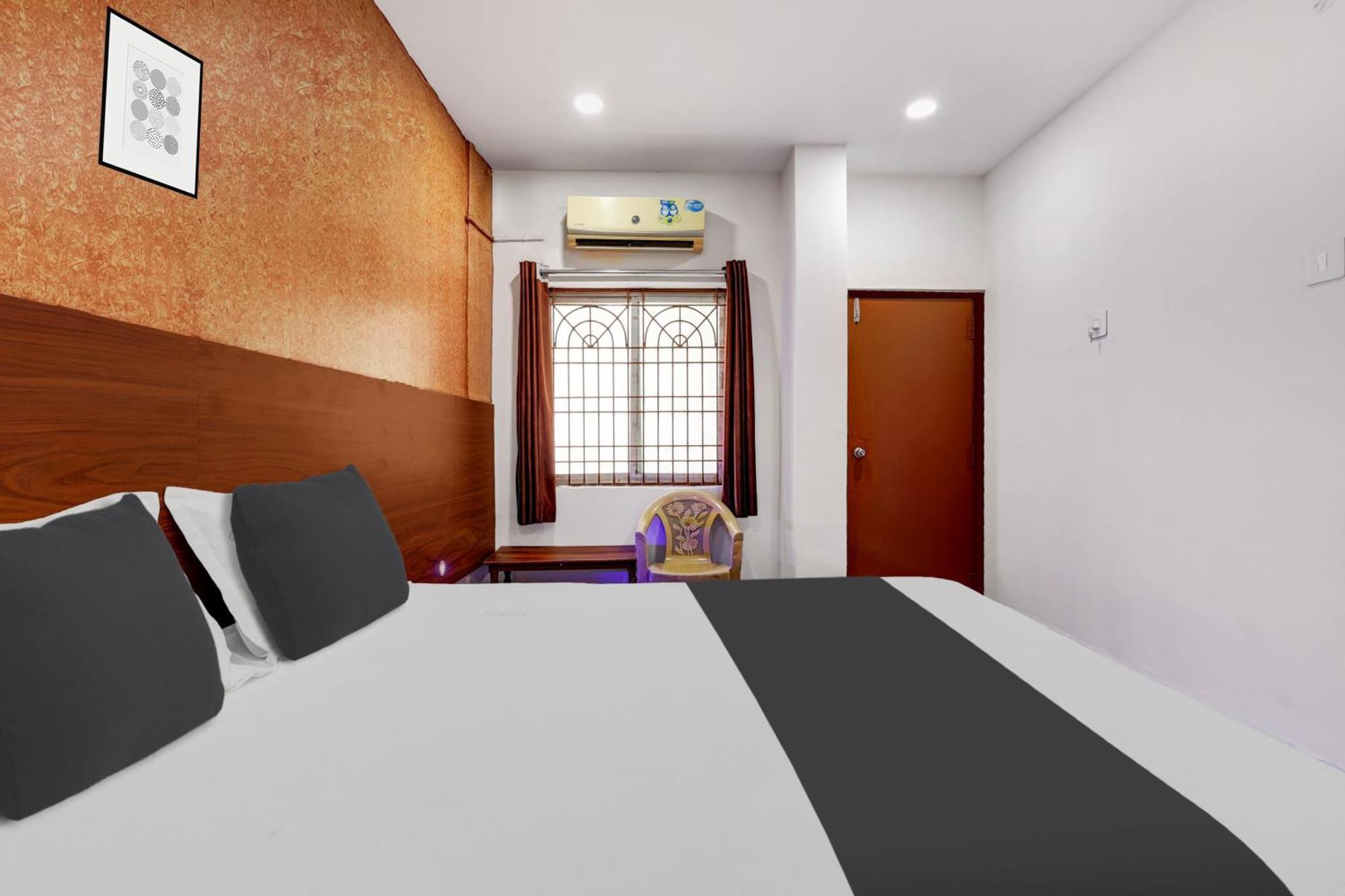 Hotel O Gangothri Lodge Visakhapatnam Zewnętrze zdjęcie